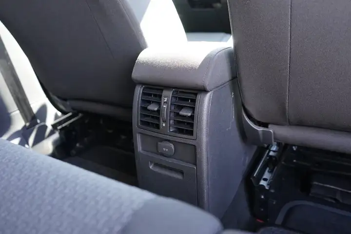 Volkswagen Caddy 2.0 TDI Klima AppConnect PDC Temp FrontAssis - Photo 26