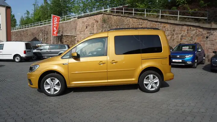 Volkswagen Caddy 2.0 TDI BI-XENON NAVI STANDHEIZUNG TEMPO - Photo 5