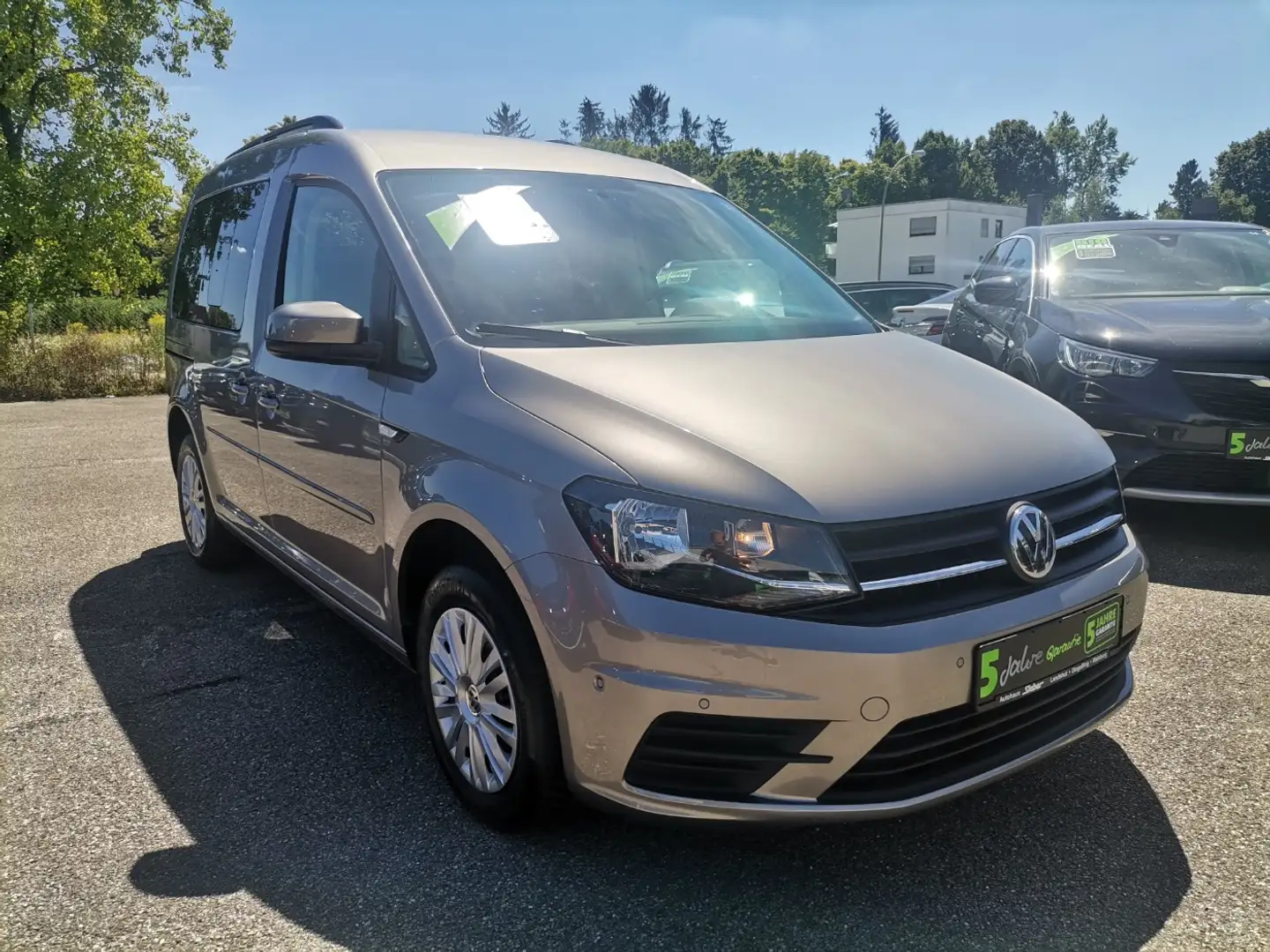 Volkswagen Caddy Beach Camping BMT AHK Teilled. Navi SHZ - Photo 3