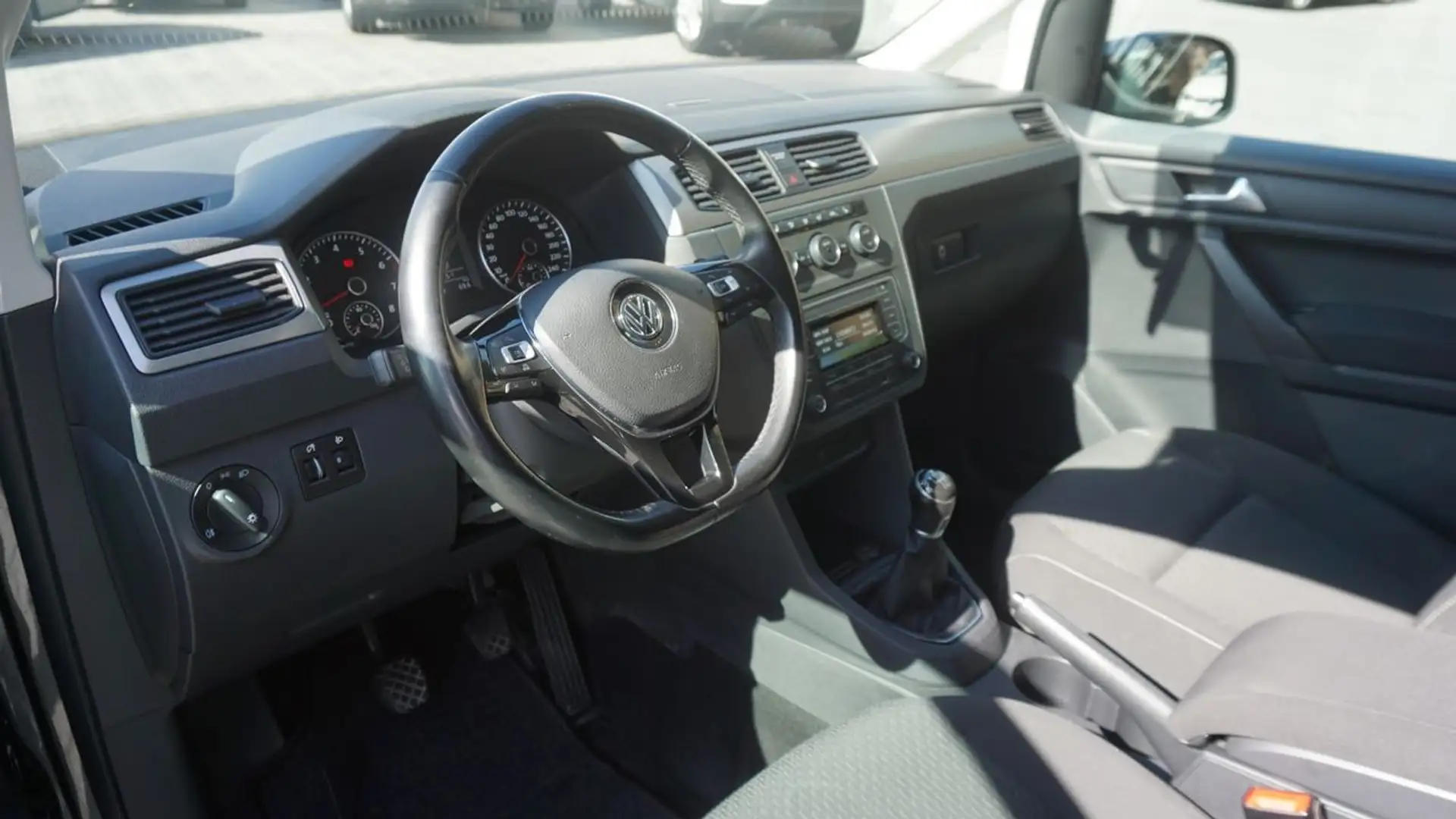 Volkswagen Caddy 1.4 TSI Trendline SITZHEIZUNG TEMPOMAT PDC - Photo 11