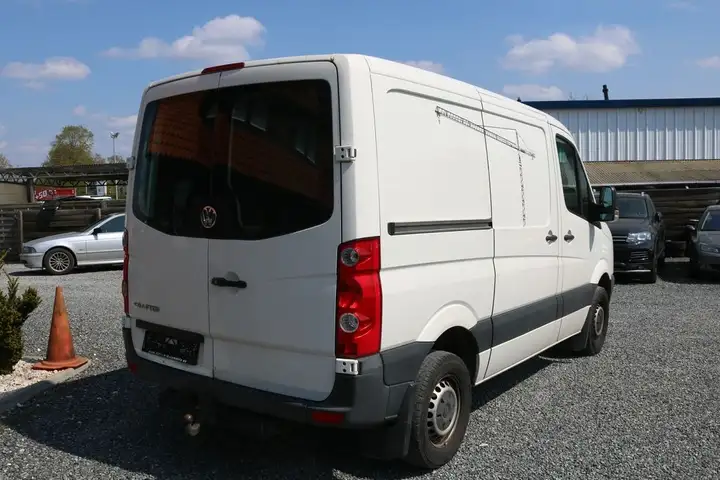 Volkswagen Crafter 35 2.5 TDI L1H1, Klima, Sitzheiz., AHK - Photo 6