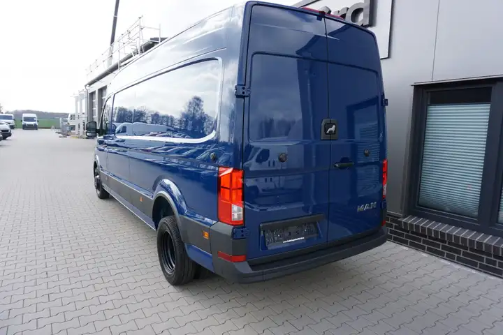 Volkswagen Crafter MAN TGE5 180 L4H3 RWD+KAMERA+GRA+APP - Photo 3