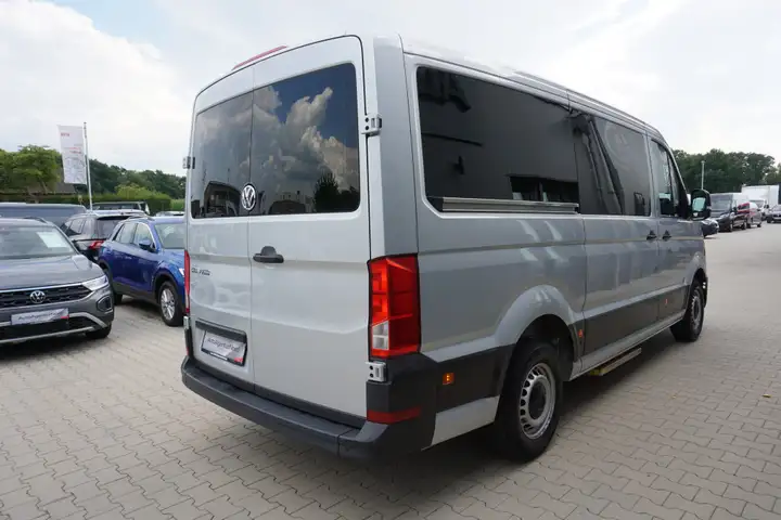 Volkswagen Crafter 35 L3H2 FWD 9 Sitzer+RAMPE+NAVI+PDC+APP - Photo 5