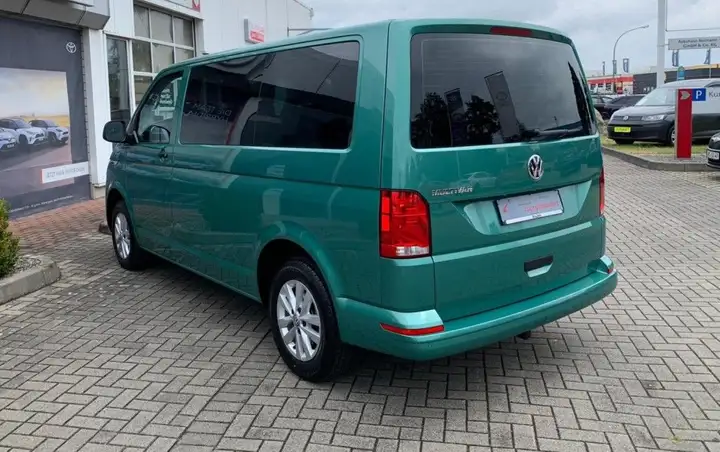 Volkswagen Transporter Multivan T6.1 Kurz Family - Photo 4