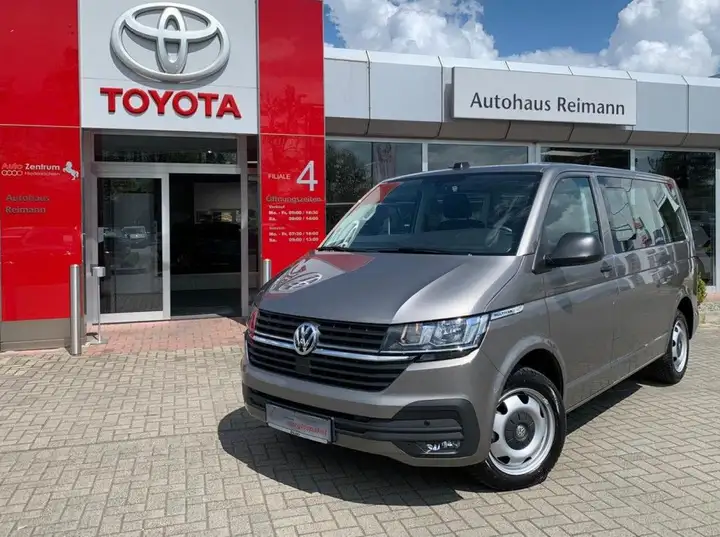 Volkswagen Transporter Multivan T6.1 Kurz DSG Family Navi AHK DSG Alarm