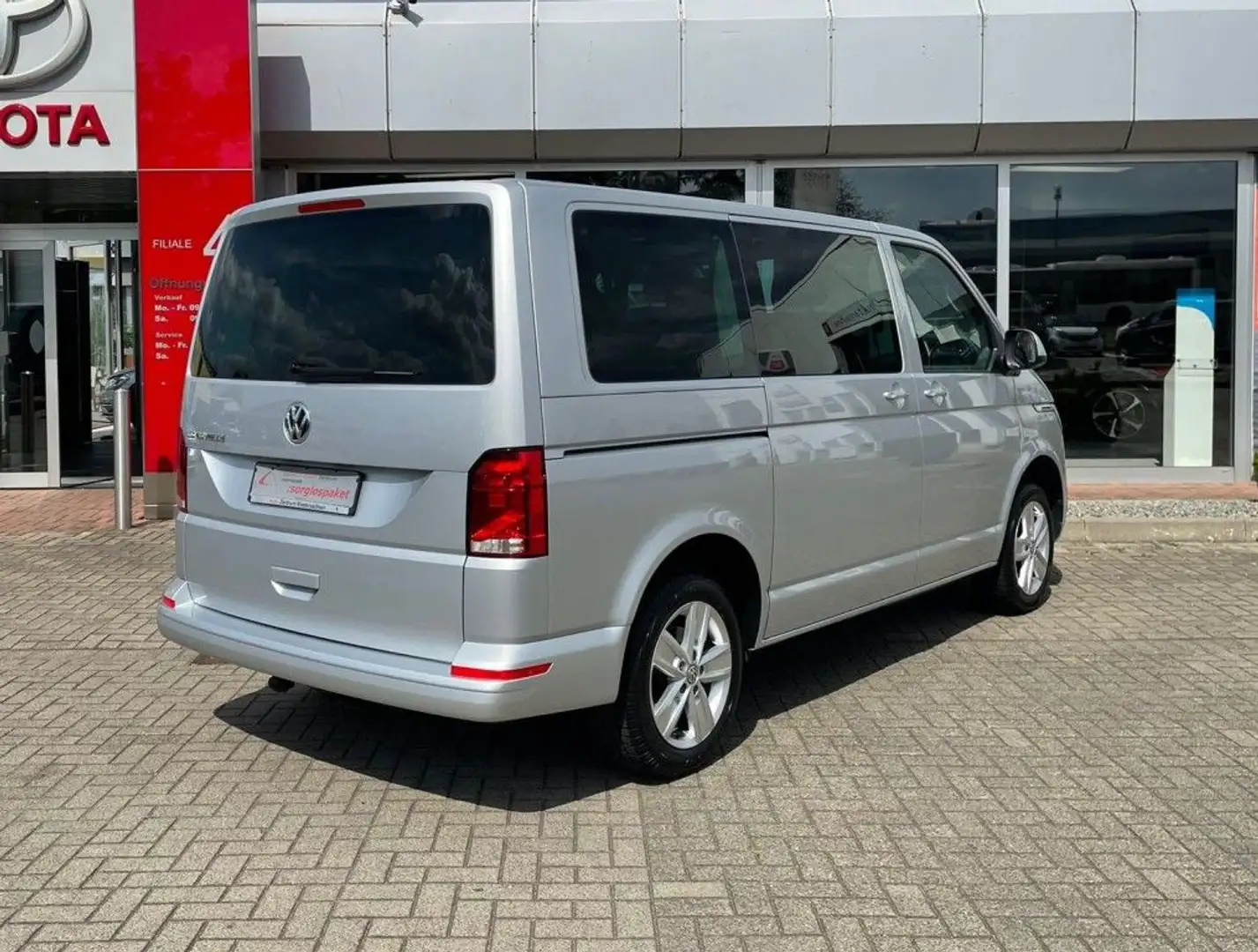 Volkswagen Transporter Caravelle T6.1 DSG Kurz Comfortline StandHZ AHK Na - Photo 4