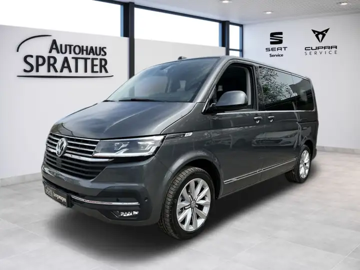 Volkswagen Transporter Multivan T6.1 DSG 4MOTION Highline NAVI ACC