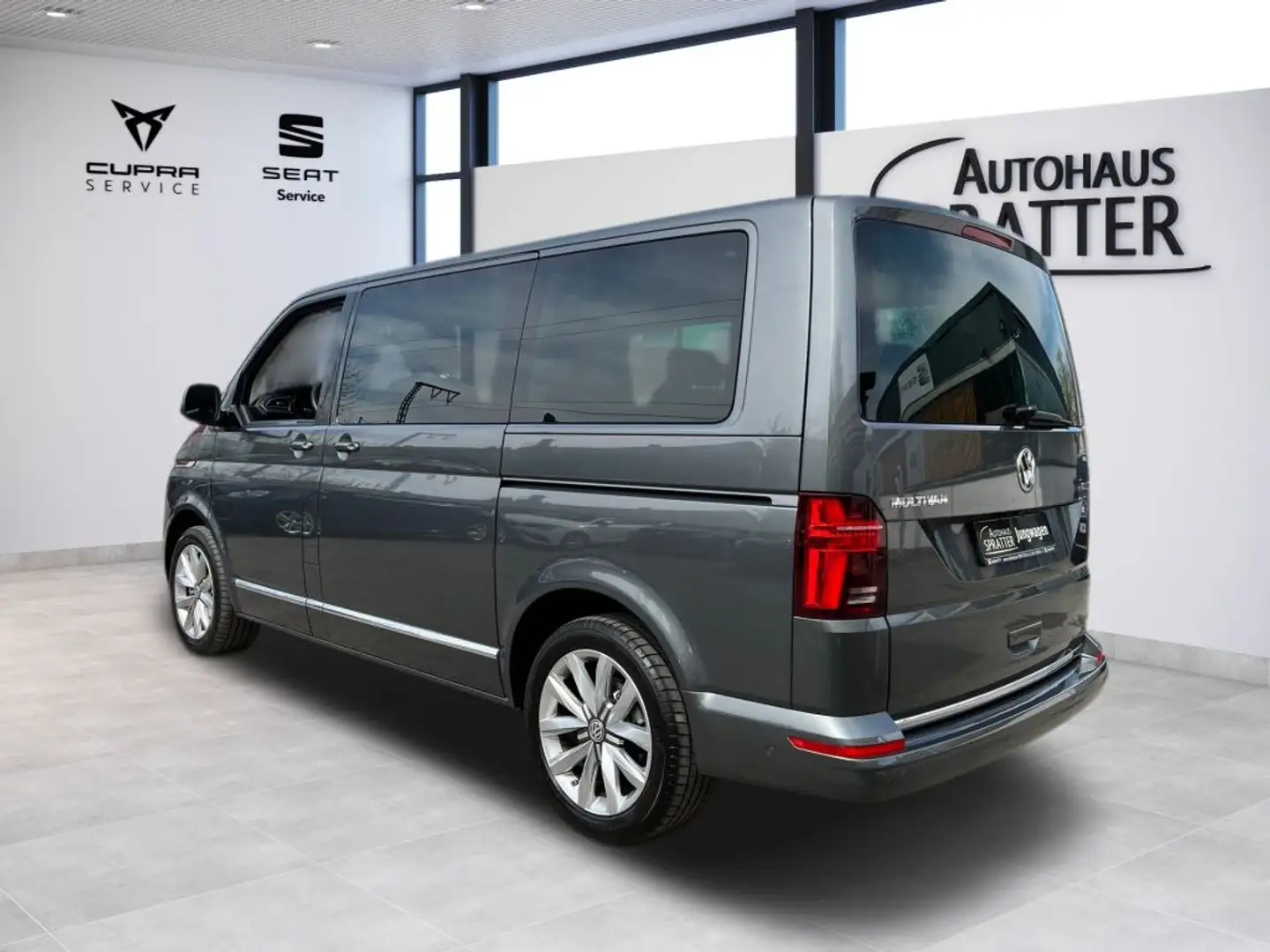 Volkswagen Transporter Multivan T6.1 DSG 4MOTION Highline NAVI ACC - Photo 15